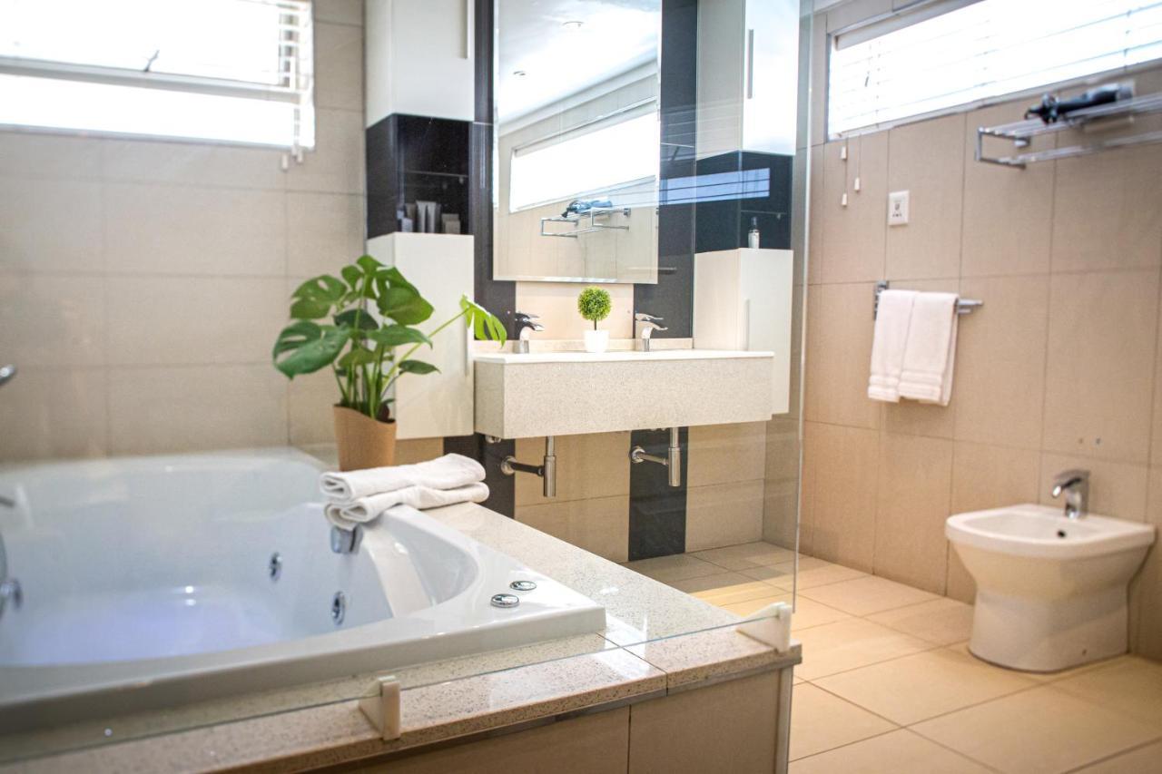 Villa San Giovanni Accommodation Pretoria-Noord Eksteriør billede